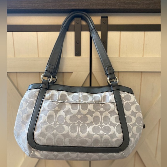 Coach Handbag - Picture 3 of 3